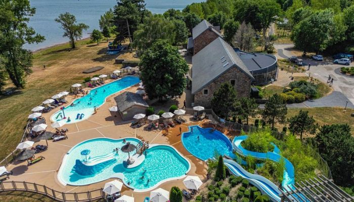 Camping Canet-de-Salars Ciela Village Le Caussanel camping 4 étoiles Aveyron parc aquatique