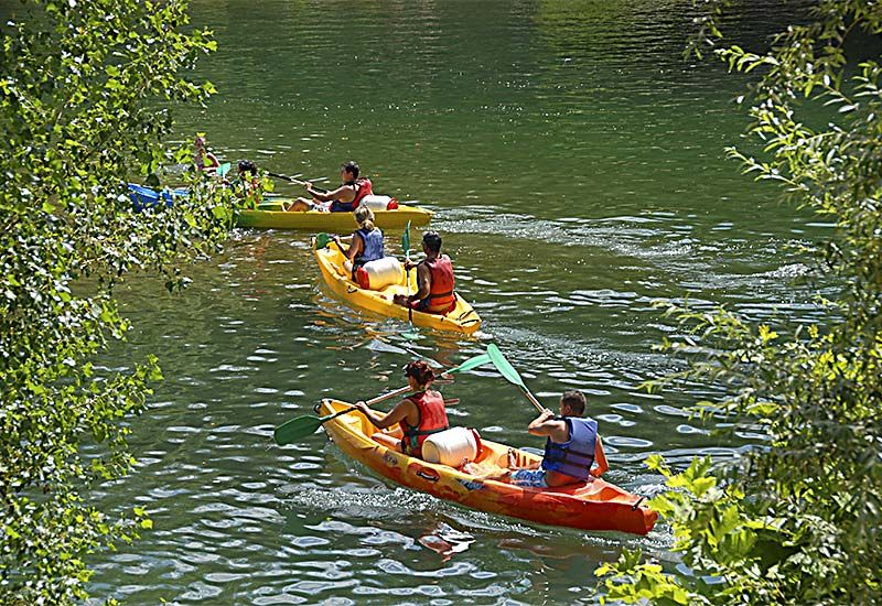 Camping Le Caussanel en Aveyron Ciela Village canoe kayak lac de pareloup