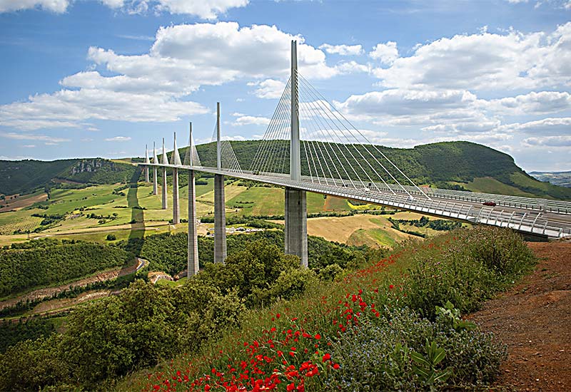 Camping Le Caussanel en Aveyron Ciela Village viaduc de millau