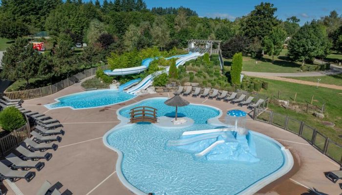 Camping Le Caussanel en Aveyron Ciela Village espace aquatique