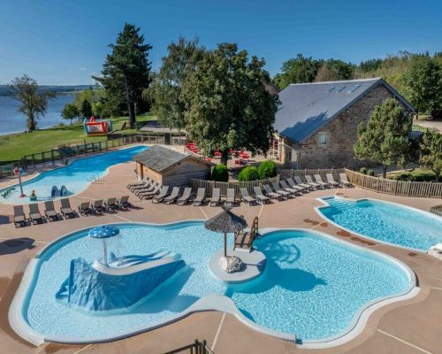 Camping Le Caussanel en Aveyron Ciela Village espace aquatique